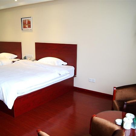 Greentree Inn Huangshan Tangkou Beauty Spot South Gate Transfer Center Business Hotel Exterior photo